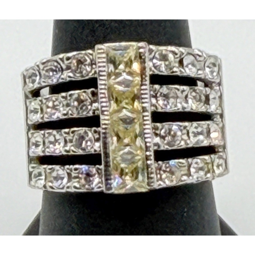 Silver Tone Rhinestone‎ Band Ring Pale Yellow Center Size 9 Statement